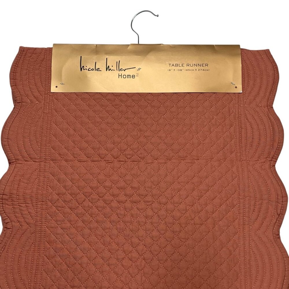Nicole Miller Table Runner Mauve Mixed Quilted Scalloped Edging Neutral 18x108